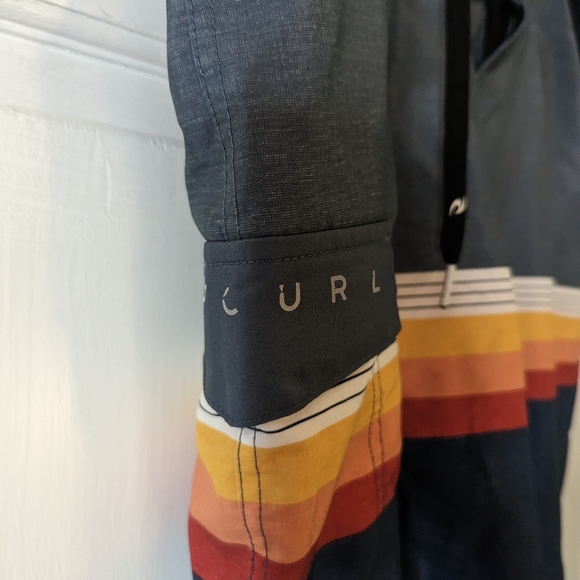 RIP CURL MEN'S Board Shorts size 32 - Picture 2 of 9